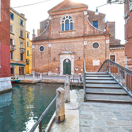 Stunning Apartment In Venezia With Kitchenette المظهر الخارجي الصورة