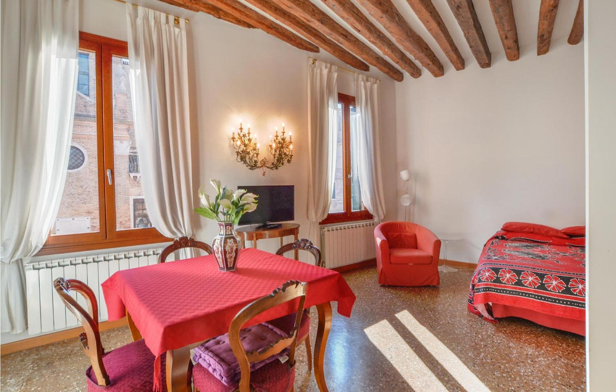 Stunning Apartment In Venezia With Kitchenette المظهر الخارجي الصورة